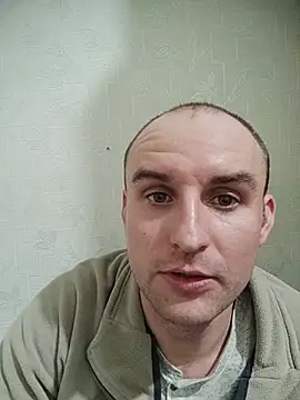 Yarko777 Show in webcam