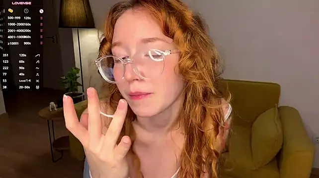 grrr_Rose Show in webcam