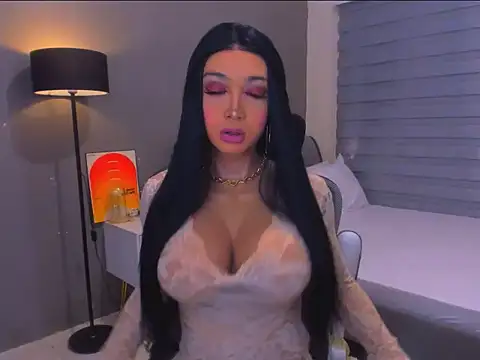 SelenaWhitmoreのウェブカメラショー