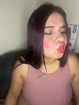 LUNA_DULCE1's Webcam Show
