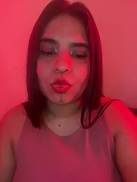 LUNA_DULCE1 Show in webcam