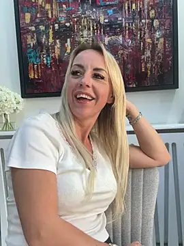 Czat XXX na żywo – Your_girl_raven-x