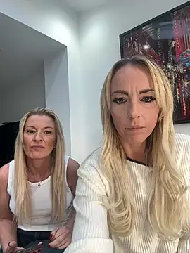 Show de webcam de Your_girl_raven-x