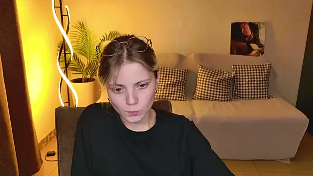 LisaRainbow's Live XXX Chat
