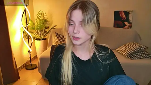 LisaRainbowのライブXXXチャット