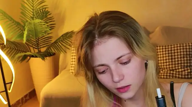 LisaRainbow লাইভ XXX চ্যাট