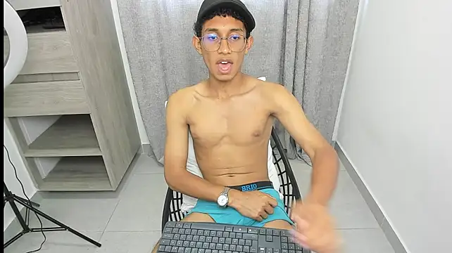Show de SexyDany10 na webcam