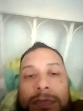 javi_0369 Show in webcam