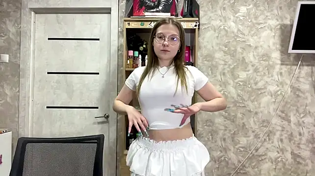 Webkamerová show TomokoHylinski