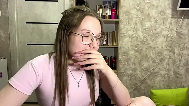 TomokoHylinski's Live XXX Chat