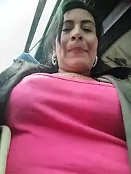 Chat XXX en directo de Shaila_1_1