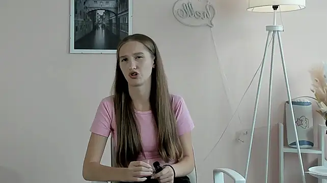 EmeraldDrebesn Live XXX chat