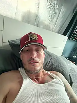 LueVille6 Webcam Show