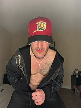 LueVille6 Webcam show