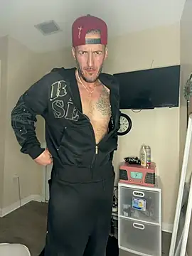 LueVille6's Webcam Show