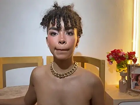 TamaraMontielPn Webbikameraesitys
