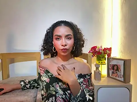 TamaraMontielP's Webcam Show