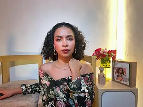 TamaraMontielP's Webcam Show