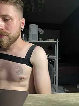 Dan_Steel Show in webcam
