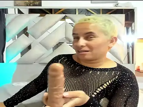 Webkamerová show Tokyochantelle1