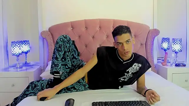 Axel_Collin7 在線直播表演