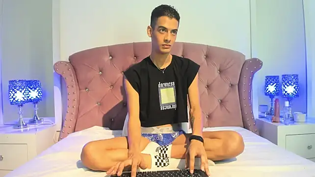 Axel_Collin7 在線直播表演