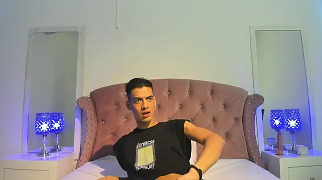Axel_Collin7 Show Webcam