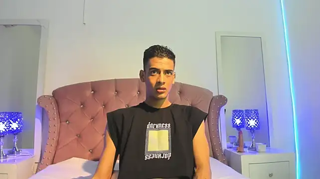 Show modela Axel_Collin7 na web-kameri