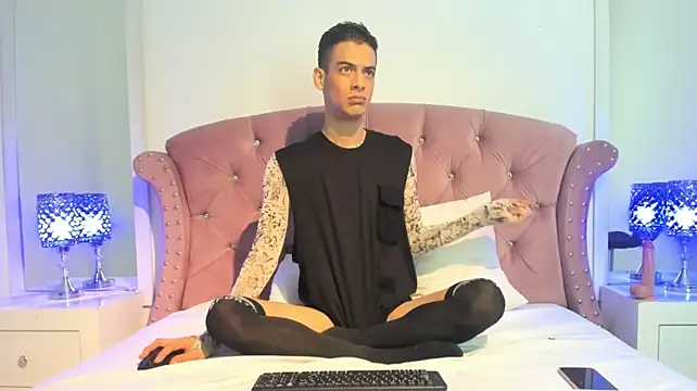Show modela Axel_Collin7 na web-kameri