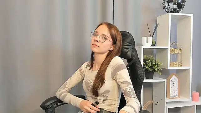 MaribelAntwi's Webcam Show