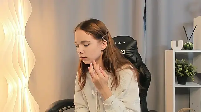MaribelAntwi Webcam Show