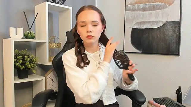 MaribelAntwin Webbikameraesitys