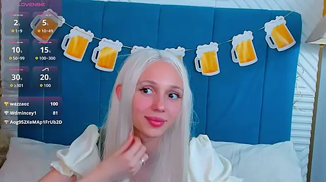 EmmaGil: вебкам-шоу