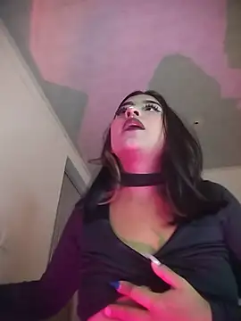 הופעת וובקאם של KITTYSQUIRT0