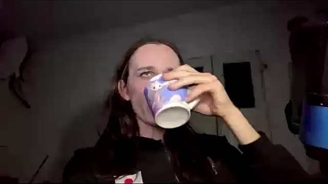 HotFemBooy: вебкам-шоу