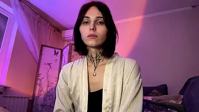 Вебкам-шоу HotFemBooy