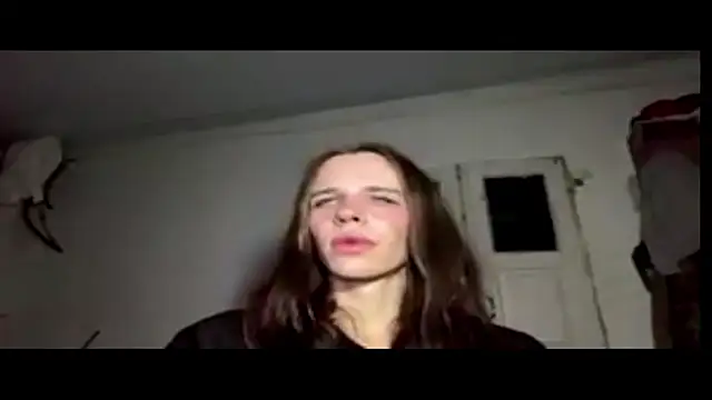 Show modela HotFemBooy na web-kameri