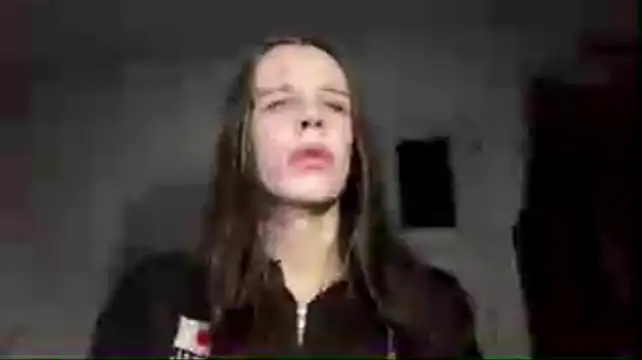 HotFemBooy: διαδικτυακό σόου στην κάμερα