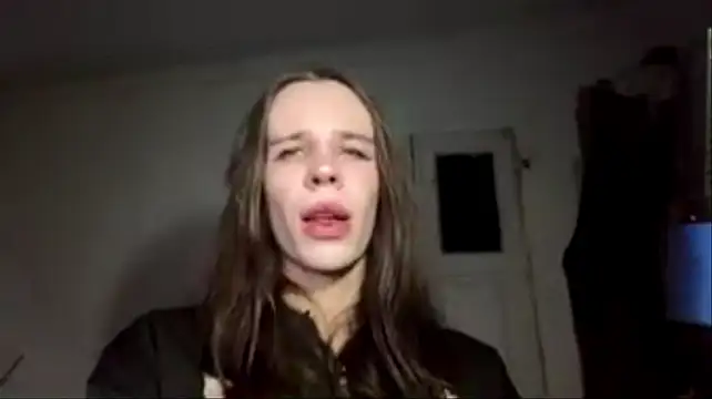 HotFemBooyn Webbikameraesitys