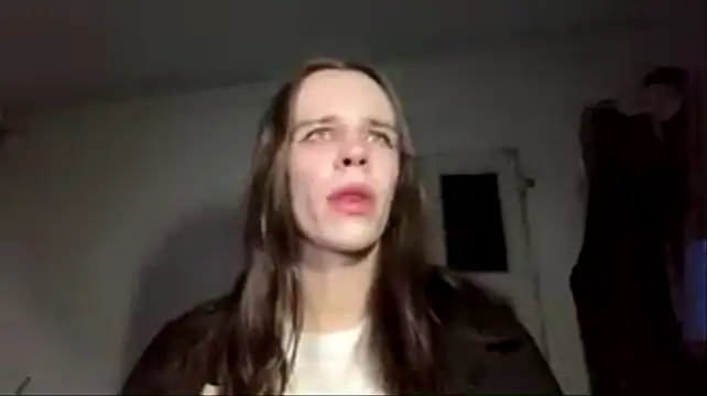 HotFemBooyn Webbikameraesitys