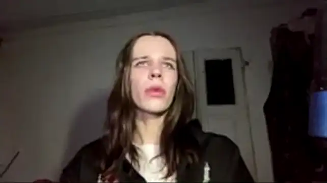 عرض كام HotFemBooy