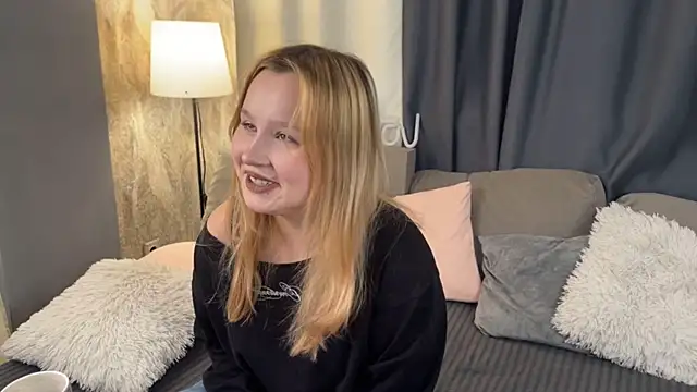 Chat +18 de Honey_Nicol ao vivo