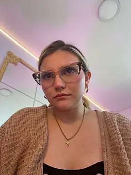 AnaLuuu_ Show in webcam