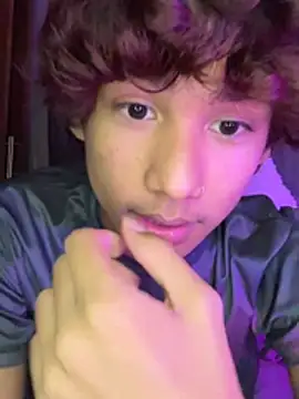 Oliverblossomm Webcam show