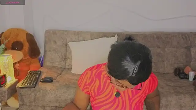 Živý XXX chat tannyyaa