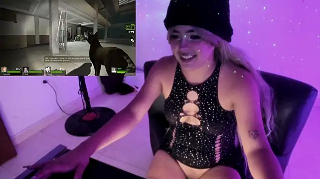 Nika_quinn Webbikameraesitys