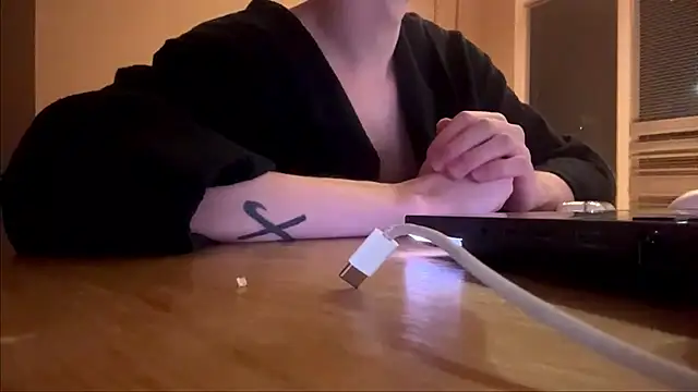 Viktor_vik_vik Pertunjukan Webcam