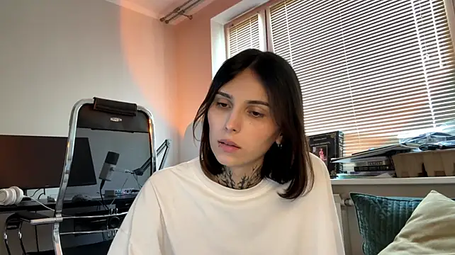 Вебкам-шоу SweetFemBoyy