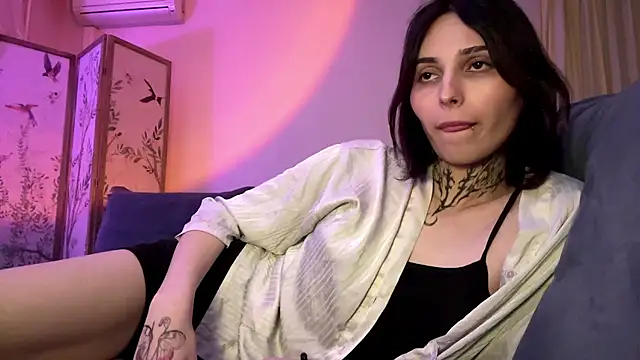SweetFemBoyy Webcam show