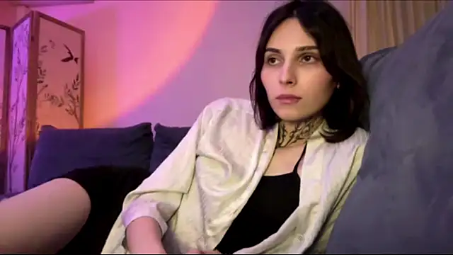 הופעת וובקאם של SweetFemBoyy